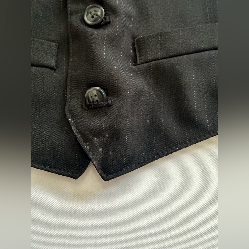 Van Heusen Baby Boys 4-pc. Suit Set in black/burgundy size 24M… NWOT - Picture 13 of 15